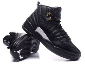 Кроссовки Nike Air Jordan 12 Retro черные мужские - общее фото