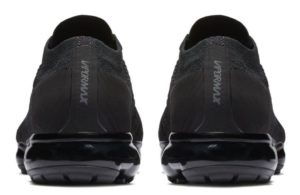 Nike Air VaporMax Flyknit black черные 40-44