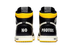 Nike Air Jordan 1 not for resale черно-белые с желтым (40-44)